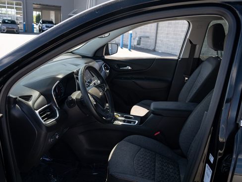 Used 2024 Chevrolet Equinox LT image 14