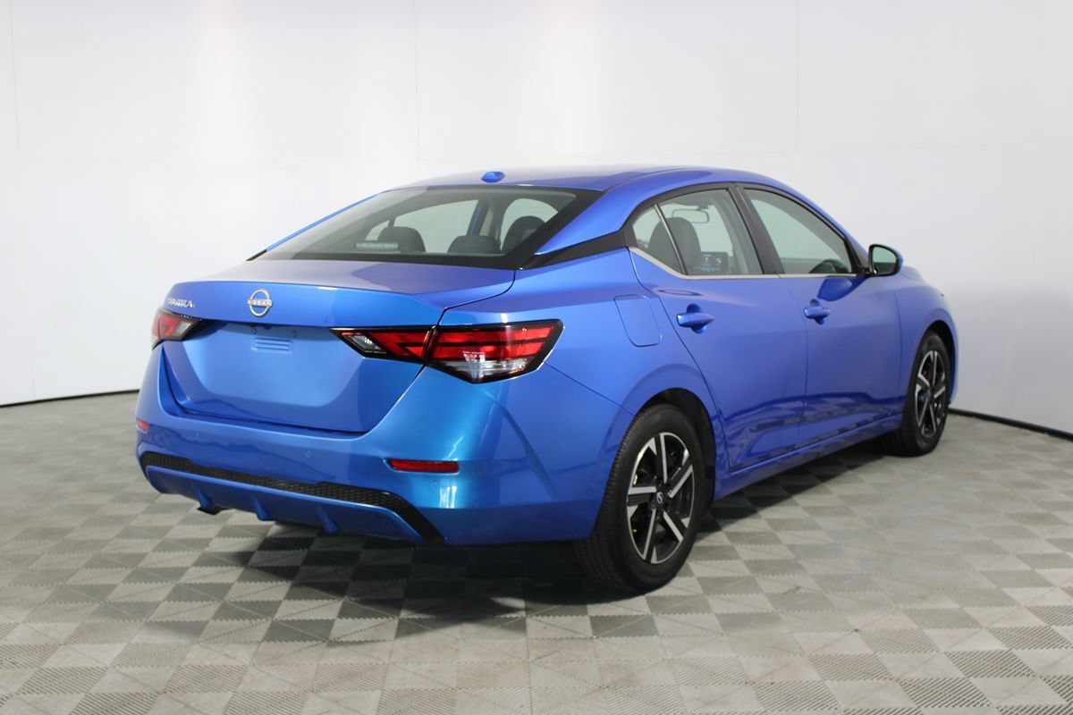 Used 2025 Nissan Sentra SV FWD image 6