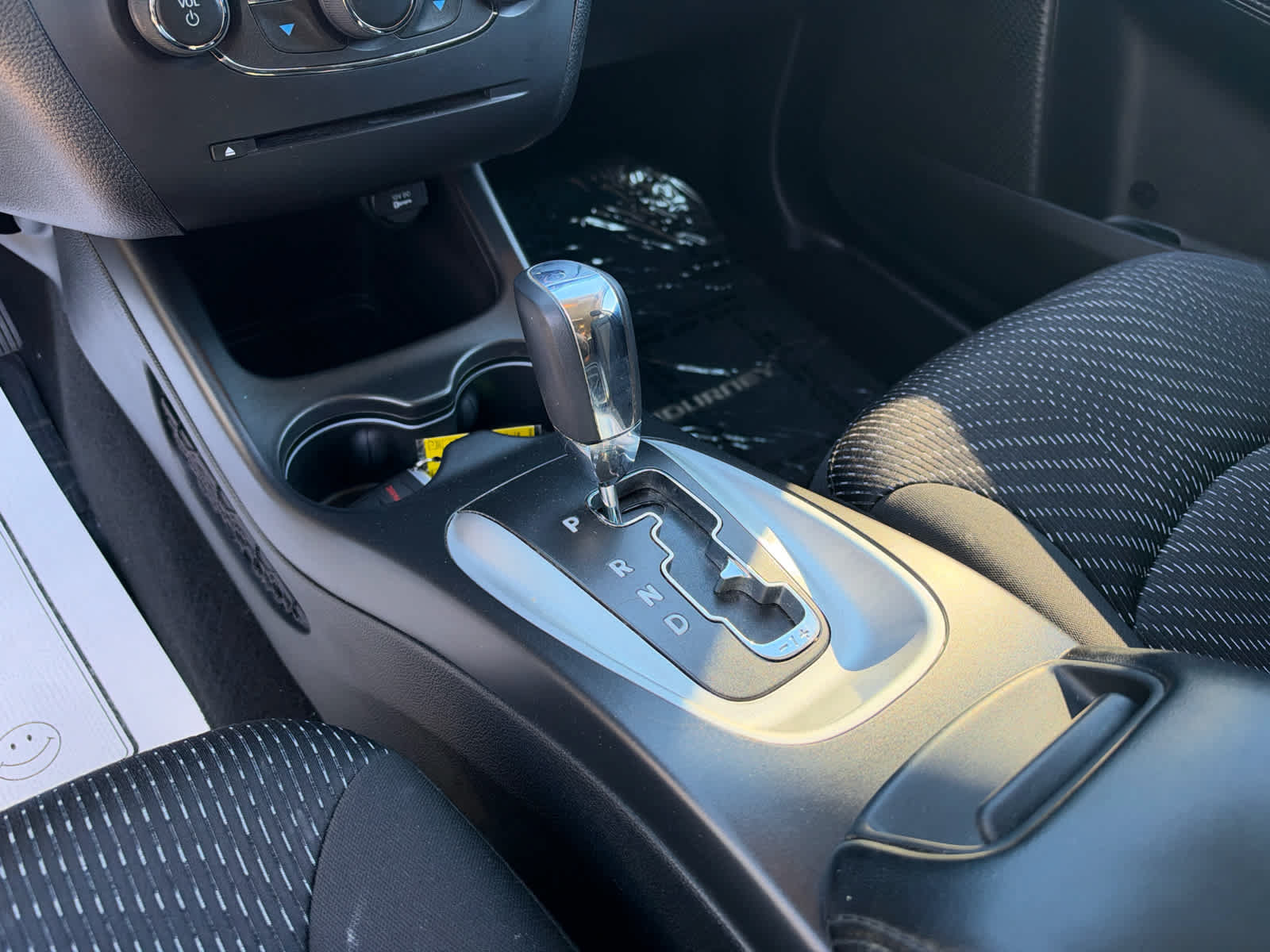 Used 2015 Dodge Journey SXT w/ Flexible Seating Group FWD image 22
