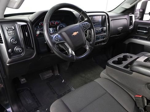 Used 2018 Chevrolet Silverado 2500 LT w/ LT Convenience Package AWD/4WD image 12