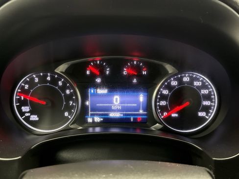 Used 2022 GMC Terrain SLE image 13