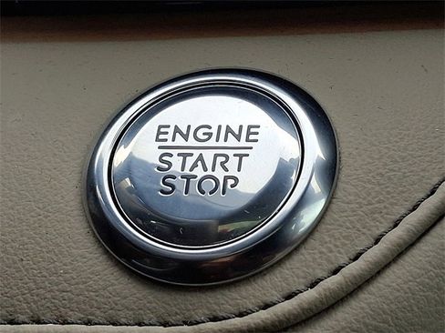 Used 2024 Lincoln Nautilus Reserve w/ Equipment Group 203A image 24