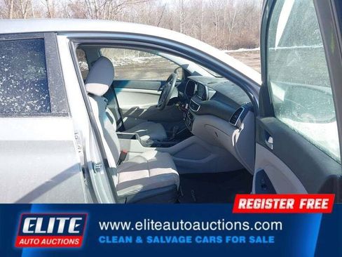 Used 2020 Hyundai Tucson SE w/ Cargo Package image 9