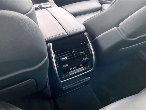 Used 2025 BMW X5 sDrive40i RWD image 25