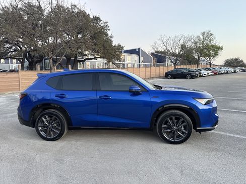 Used 2025 Acura ADX A-Spec image 2