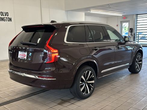 New 2026 Volvo XC90 B5 Core AWD/4WD image 5