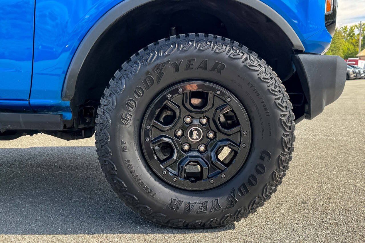 Used 2022 Ford Bronco Wildtrak AWD/4WD image 11