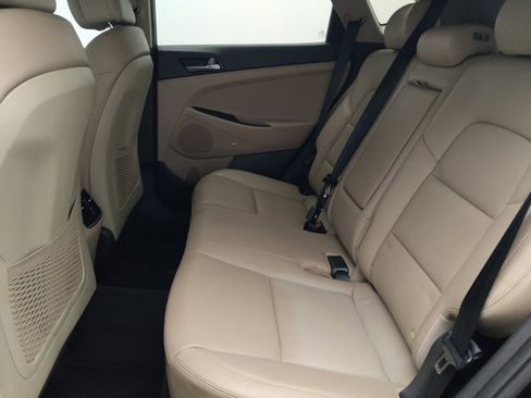 Used 2018 Hyundai Tucson SEL Plus FWD image 18