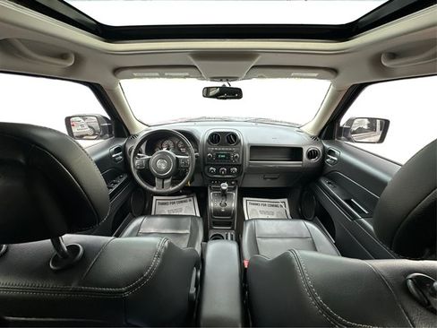 Used 2016 Jeep Patriot High Altitude image 27