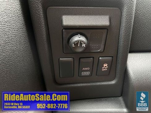 Used 2011 Nissan Rogue S AWD/4WD image 38