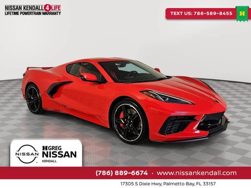 Used 2021 Chevrolet Corvette Stingray Premium Cpe w/ Z51 Performance Package RWD image 1