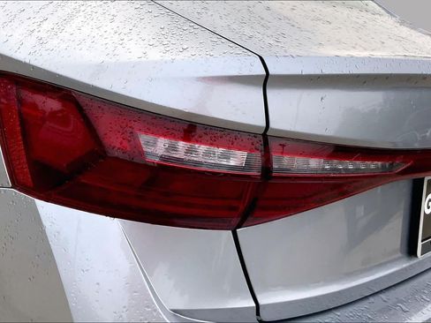 Used 2025 Volkswagen Jetta SE FWD image 29