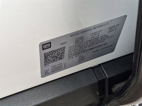 Used 2021 Chevrolet Tahoe RST w/ Luxury Package image 27