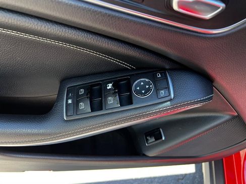 Used 2018 Mercedes-Benz GLA 250 4MATIC w/ Premium Package image 26