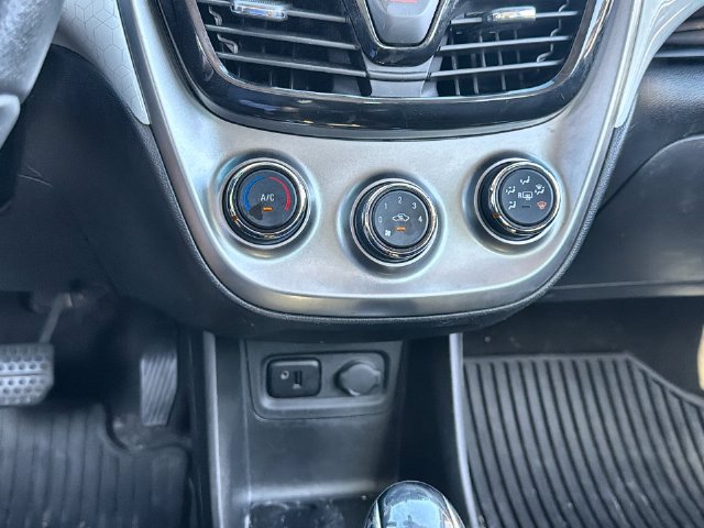 Used 2017 Chevrolet Spark LT FWD image 17