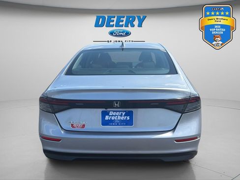 Used 2024 Honda Accord EX image 9
