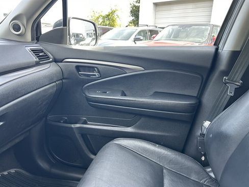 Used 2017 Honda Pilot EX-L image 12