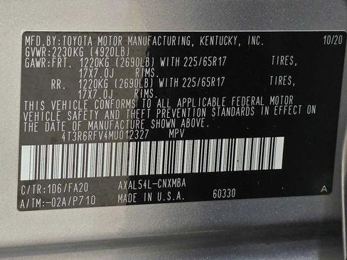 Certified 2021 Toyota RAV4 XLE AWD/4WD image 30