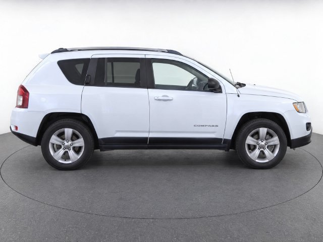 Used 2016 Jeep Compass Sport w/ Power Value Group FWD image 4