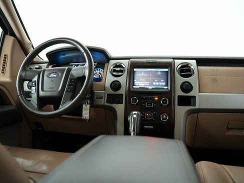 Used 2014 Ford F150 Lariat w/ Lariat Chrome Package image 10