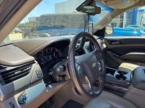 Used 2017 Chevrolet Tahoe LT RWD image 8