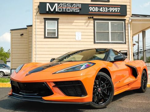 Used 2024 Chevrolet Corvette Stingray Preferred Conv w/ Z51 Performance Package RWD image 10