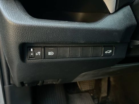 Used 2023 Toyota RAV4 XLE w/ Convenience Package FWD image 14