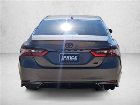 Used 2023 Toyota Camry SE w/ Convenience Package image 5