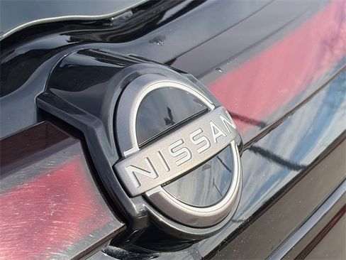 Used 2023 Nissan Kicks SV image 12