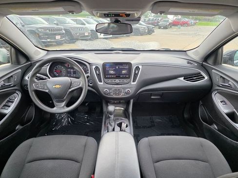 Used 2024 Chevrolet Malibu LT FWD image 18
