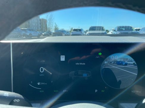 Used 2024 Hyundai Sonata Limited image 15