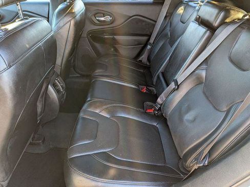 Certified 2023 Jeep Cherokee Altitude Lux image 25