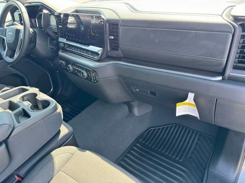 Used 2025 Chevrolet Silverado 1500 LT w/ LPO, Dark Essentials Package image 6