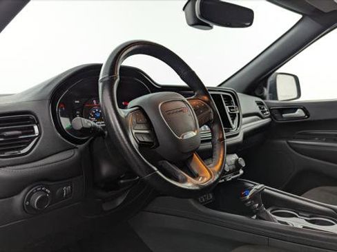 Used 2023 Dodge Durango SXT image 25