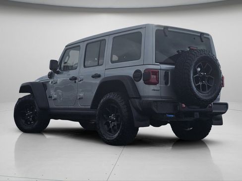 Used 2024 Jeep Wrangler Unlimited image 23