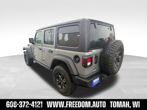 Used 2022 Jeep Wrangler Unlimited Sport AWD/4WD image 3