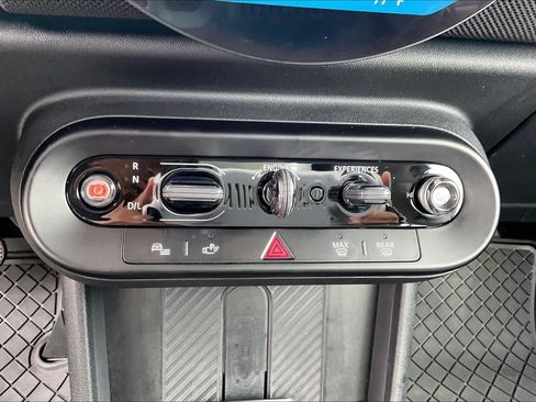Used 2025 MINI Cooper S FWD image 15
