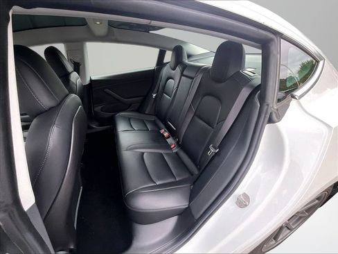 Used 2019 Tesla Model 3 Standard Range Plus RWD image 26
