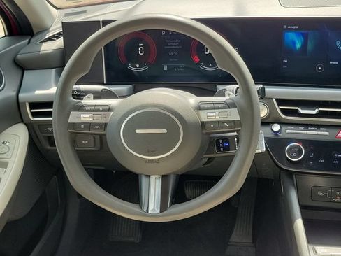Used 2024 Hyundai Sonata SEL FWD image 25