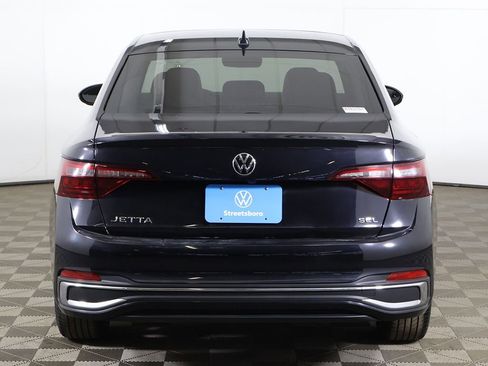 Used 2024 Volkswagen Jetta SEL image 17