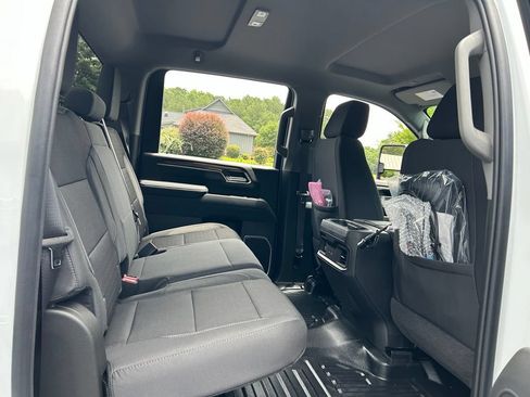 Used 2026 Chevrolet Silverado 2500 LT AWD/4WD image 48