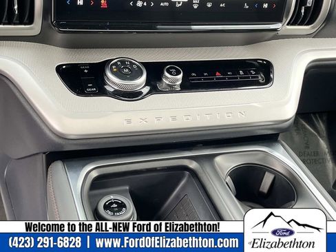 New 2025 Ford Expedition Max Active image 29