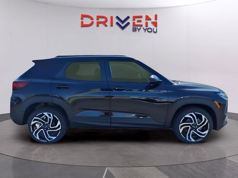 New 2026 Chevrolet TrailBlazer RS w/ Convenience Package FWD image 6