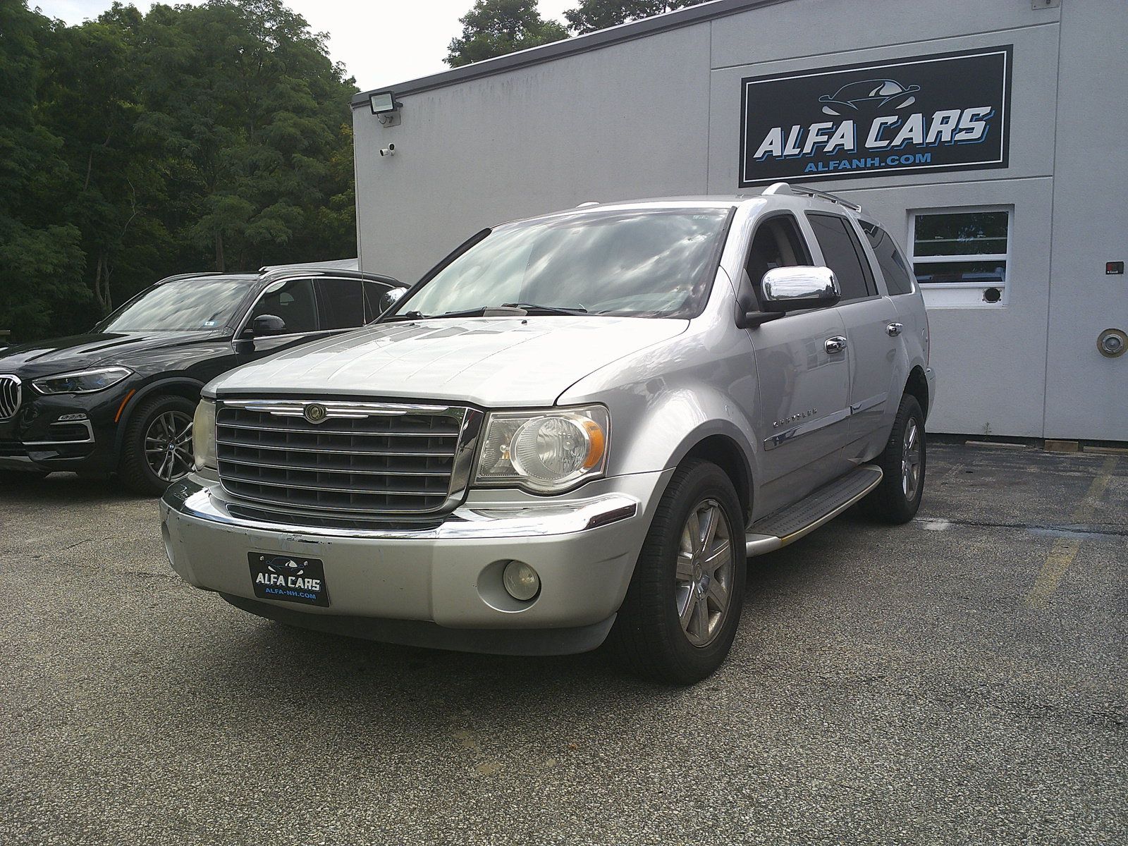 Used 2008 Chrysler Aspen Limited w/ Popular Equipment Group AWD/4WD image 1
