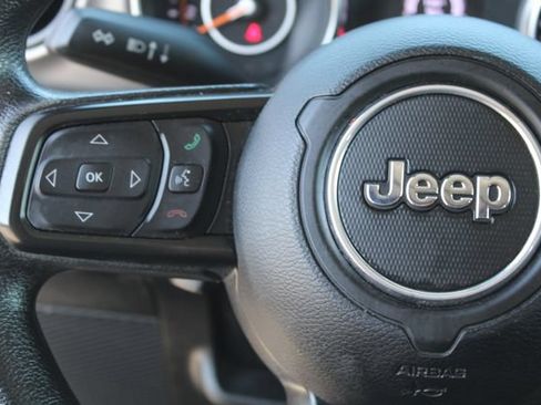 Used 2021 Jeep Wrangler Unlimited Sport AWD/4WD image 16