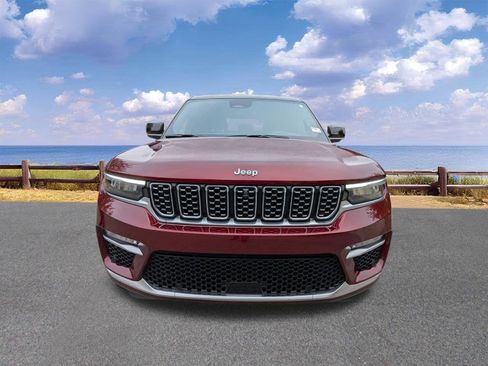 Certified 2025 Jeep Grand Cherokee Summit image 10