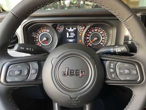 New 2026 Jeep Gladiator Sport image 15