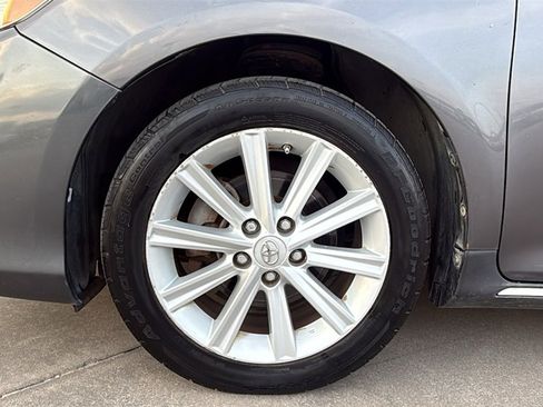 Used 2014 Toyota Camry L image 30