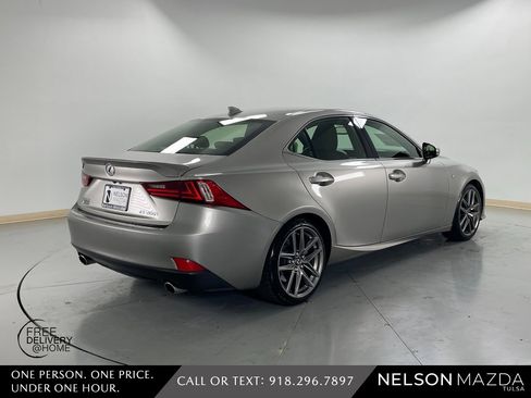 Used 2016 Lexus IS 200t image 6