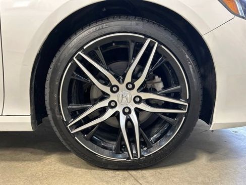 Certified 2022 Honda Accord Touring image 12